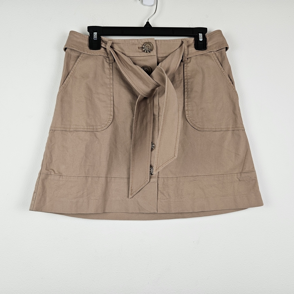 White House Black Market Tan Khaki Women's Skirt with Tie Detail Size 8